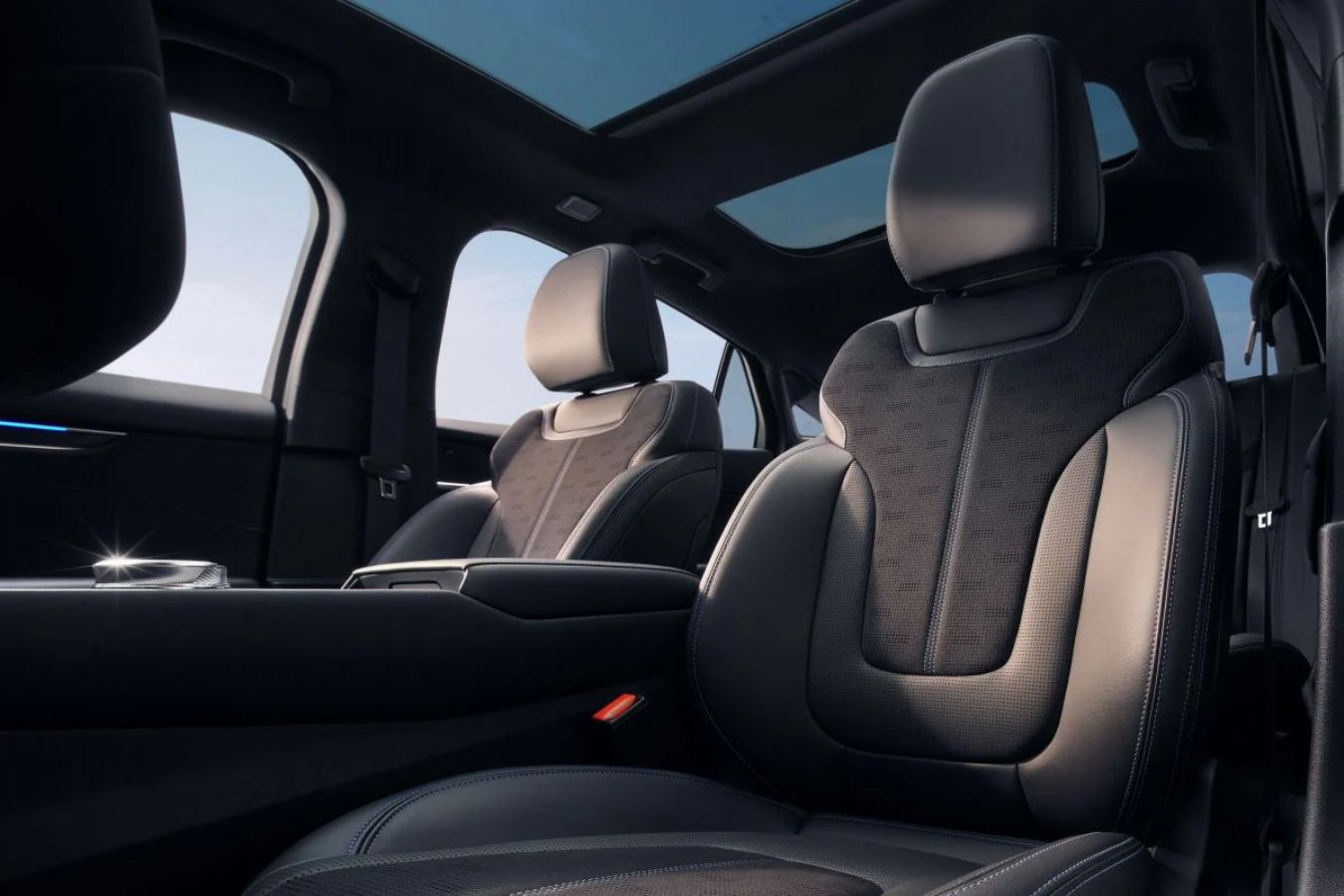 Το Ford Mondeo... ζει και μάλιστα ανανεώθηκε 